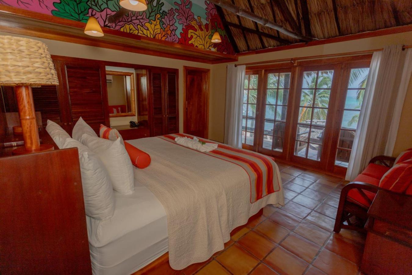 Ramon'S Village Resort San Pedro  Exterior photo