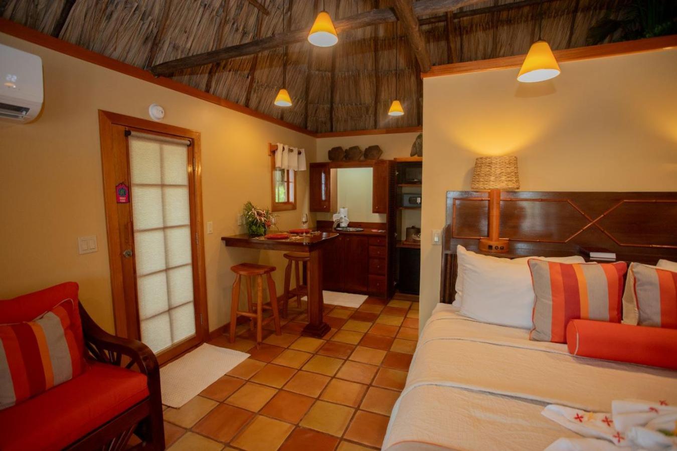 Ramon'S Village Resort San Pedro  Exterior photo